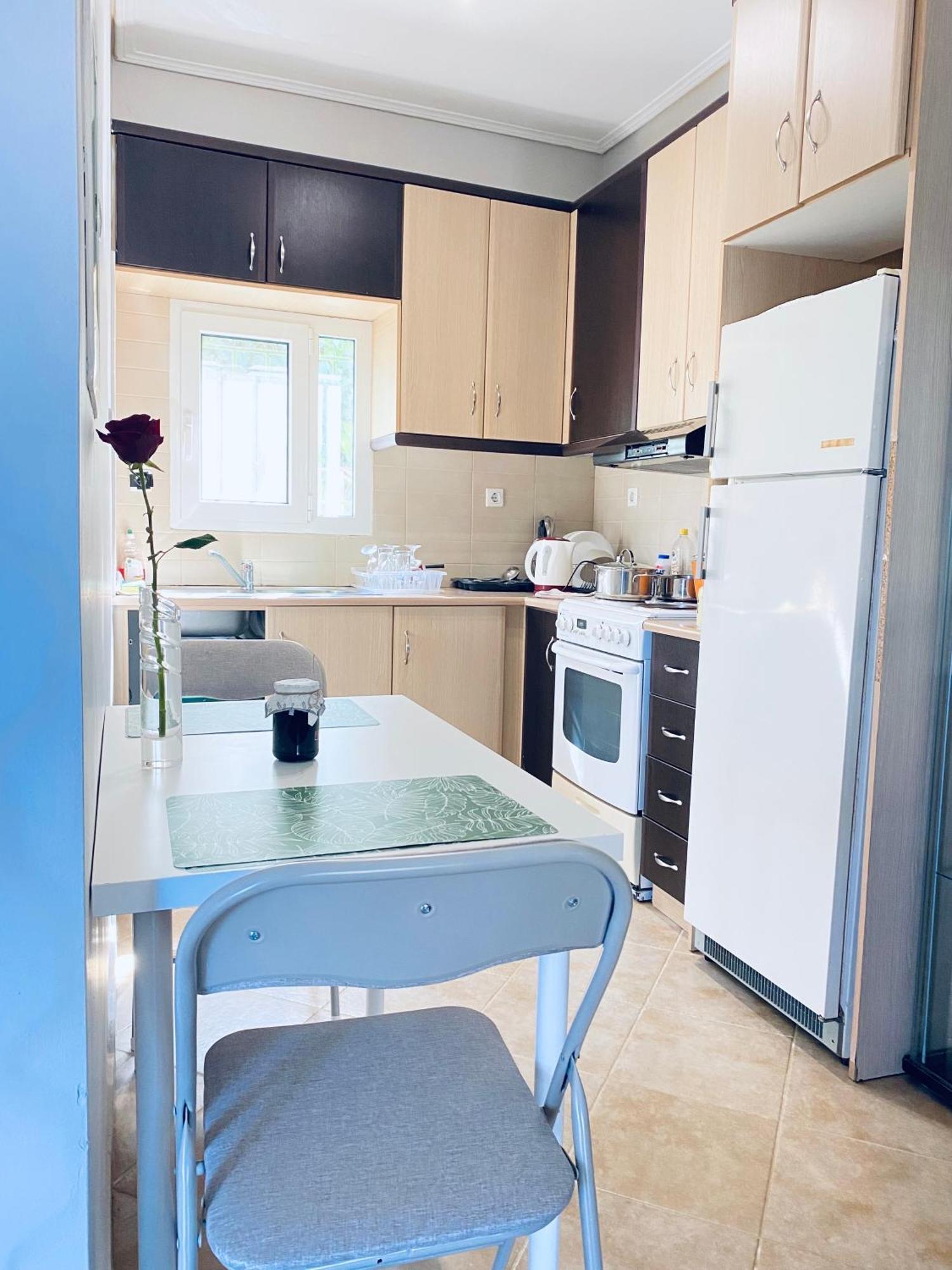 Apartment Christinas House Near Athens Airport-port-sea